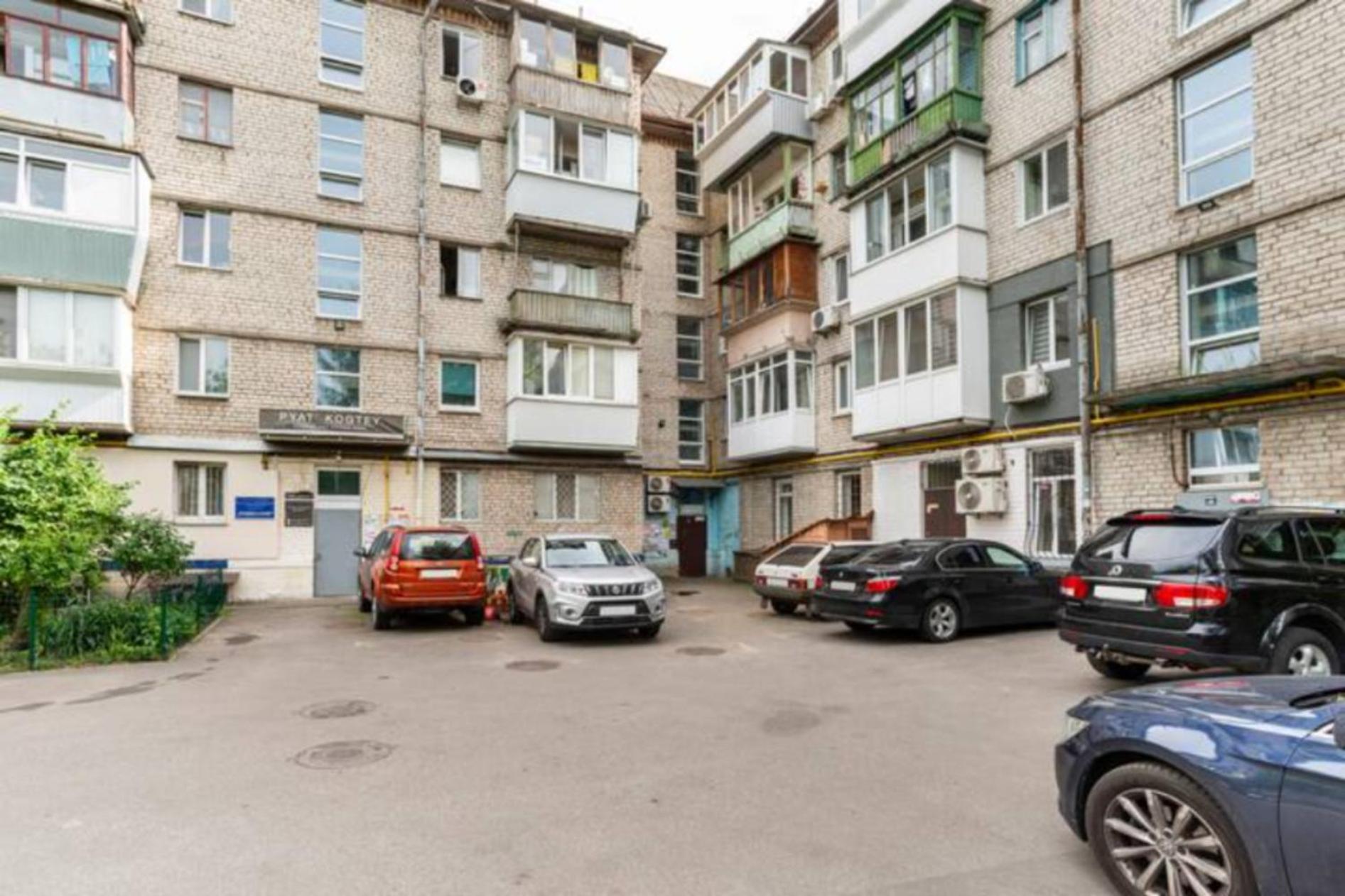 Затишна 2К Квартира З Усім Необхідним Для Життя Поряд З Метро Дарниця Kiev Exteriör bild